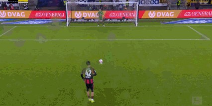 半场：多特1-1法兰克福，拜尔破门，乌尊点射，吉拉西送点